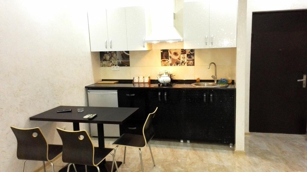 Apartment Melashvili 4 Μπατούμι Εξωτερικό φωτογραφία